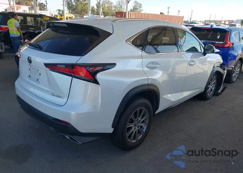 2020 Lexus Nx 300 z USA, uszkodzony, nr VIN JTJAARBZ7L2165681